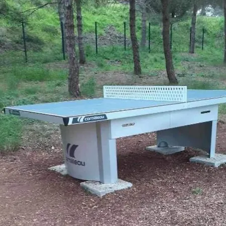 Cape Sur Le Mont Saint Loup בקתה אגדה