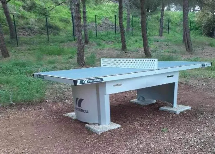 Cape Sur Le Mont Saint Loup شاليه آجد