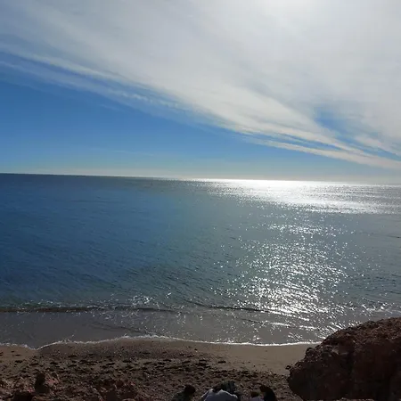Cape Sur Le Mont Saint Loup בקתה
