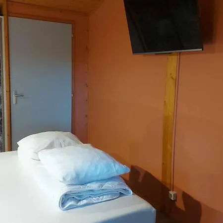 Alpstuga Cape Sur Le Mont Saint Loup *