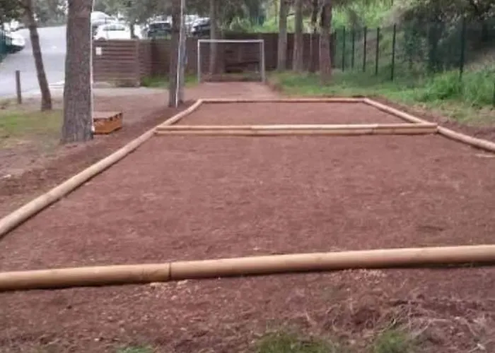 Cape Sur Le Mont Saint Loup Chalet *